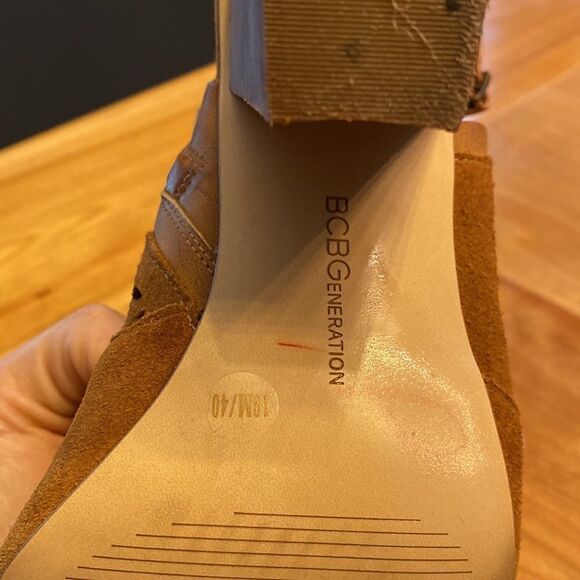 BCBGeneration block heel bootie open toe - Picture 8 of 10